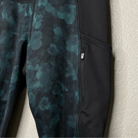 Athleta Frost High Traverse Tight Floral Leggings Black & Blue - Picture 5 of 11